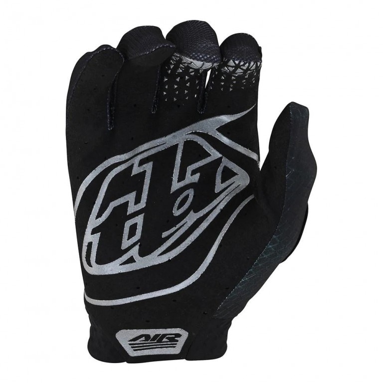 Air Gloves