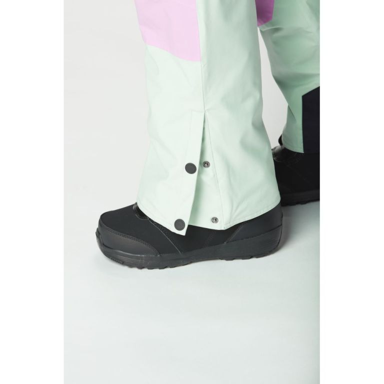 PICTURE25 W ELWY BIB PANT